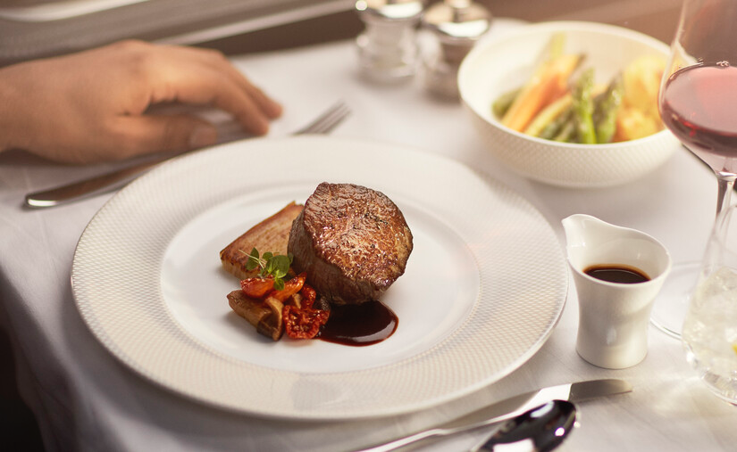 Addio “gourmet box” a gennaio torna il servizio completo a bordo di British Airways