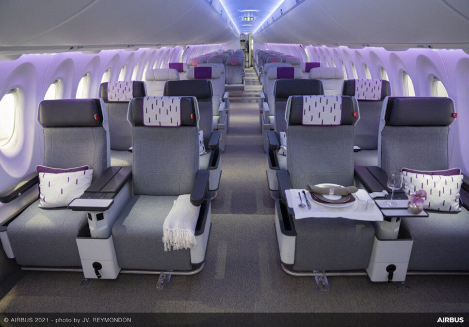 L’A220 si conferma l’aereo del momento, ecco la nuova cabina pensata da Airbus