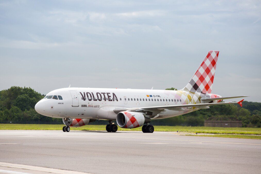 Volotea annuncia voli da Cagliari verso Barcellona, Atene e Brindisi. Nuove rotte anche dalla Puglia