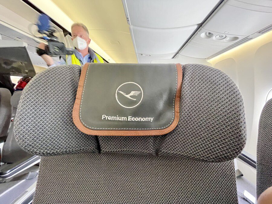 Lufthansa e Swiss rinnovano la cabina di premium economy: ecco le nuove poltrone