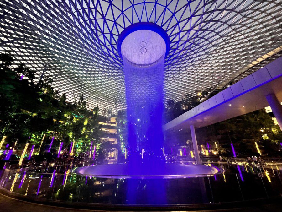Giri turistici gratuiti a Singapore, ecco come sfruttarli se fai scalo nel miglior aeroporto del mondo