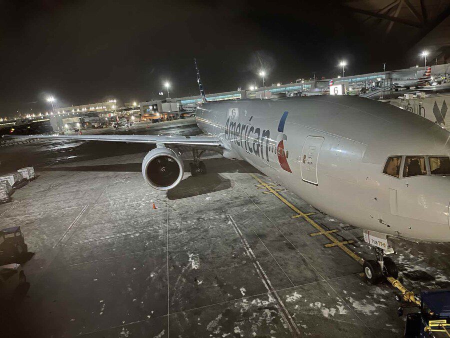 Nuovi collegamenti diretti verso gli USA, la prossima estate American Airlines debutta a Napoli e raddoppia a Venezia