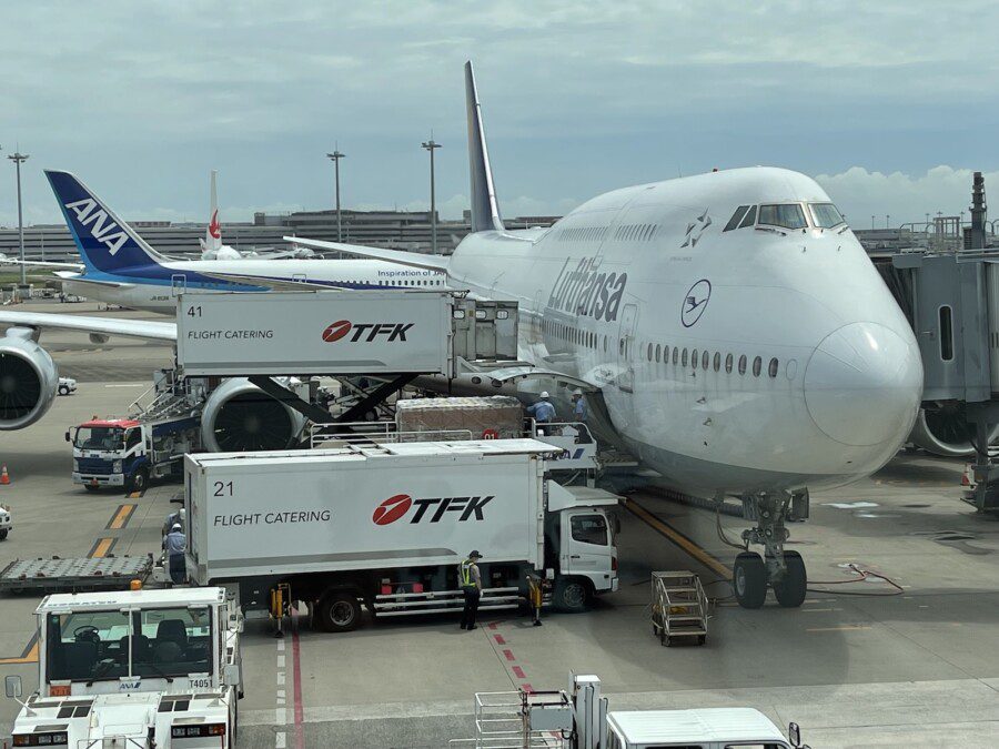 Boeing 747, prodotto l’ultimo esemplare. Dall’Air Force One ai voli commerciali: storia di una leggenda dei cieli