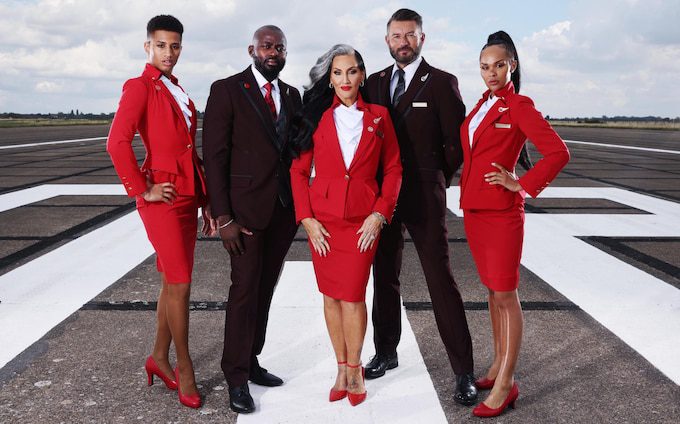 Le divise Virgin Atlantic diventano inclusive: a sceglierle sarà lo staff