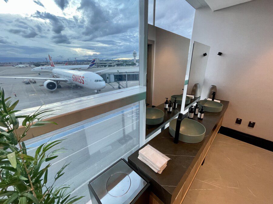 Recensione W Premium Lounge San Paolo: spettacolare vista dal… bagno