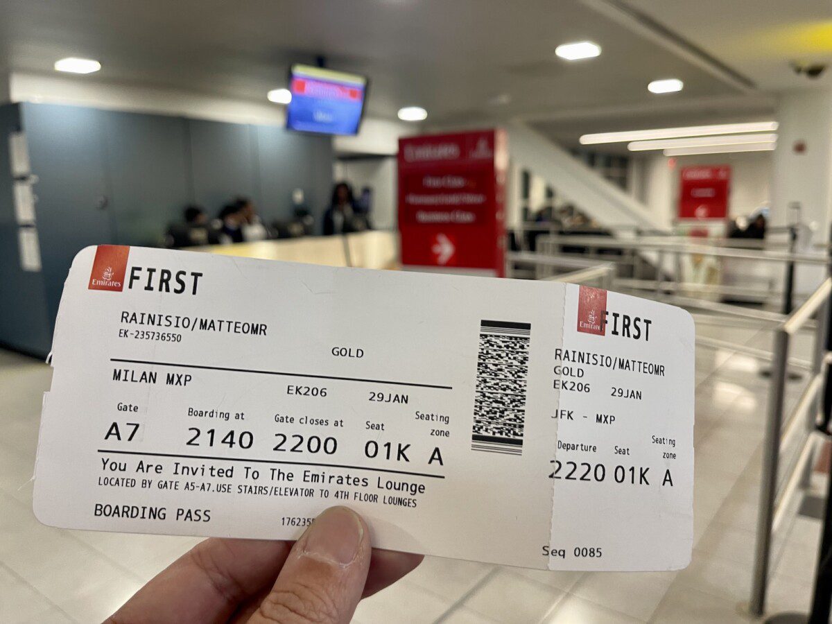 Addio carta di imbarco, Emirates (a Dubai) non stamperà più i biglietti