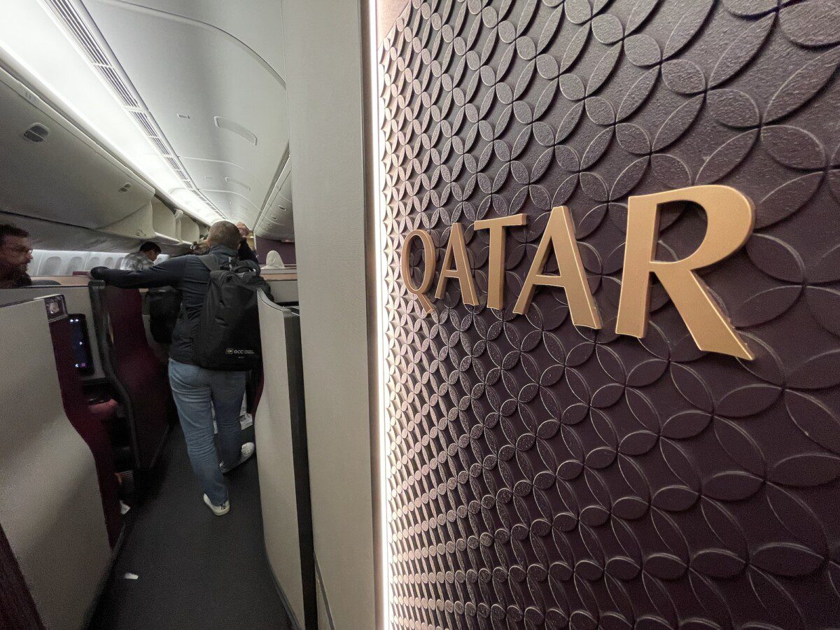 Il Ceo di Qatar “sbeffeggia” Lufthansa: “Bella la nuova business, ma arriva con 10 anni di ritardo”