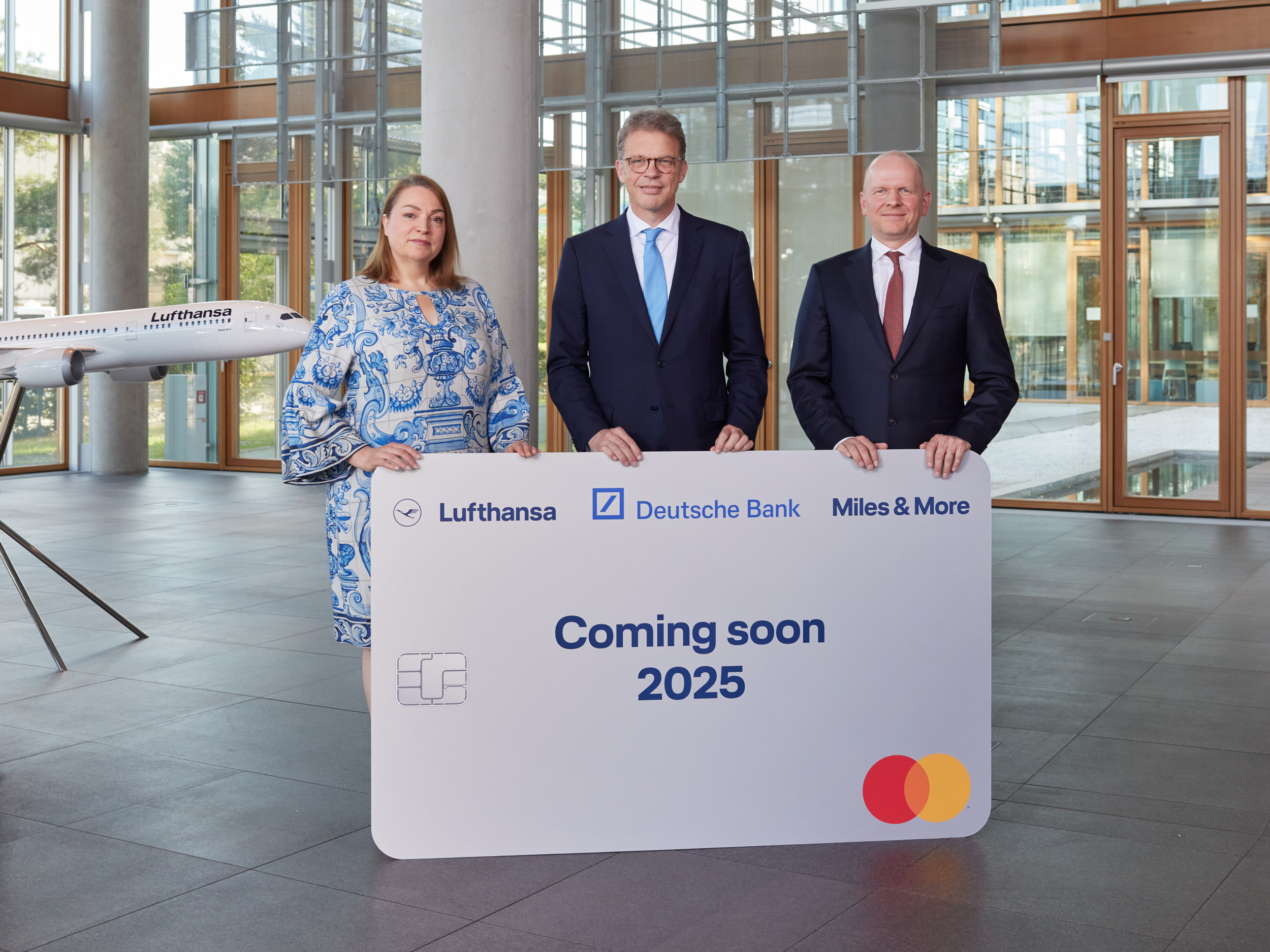 Lufthansa e Miles&More cambiano “banca” ma resta il matrimonio con Mastercard