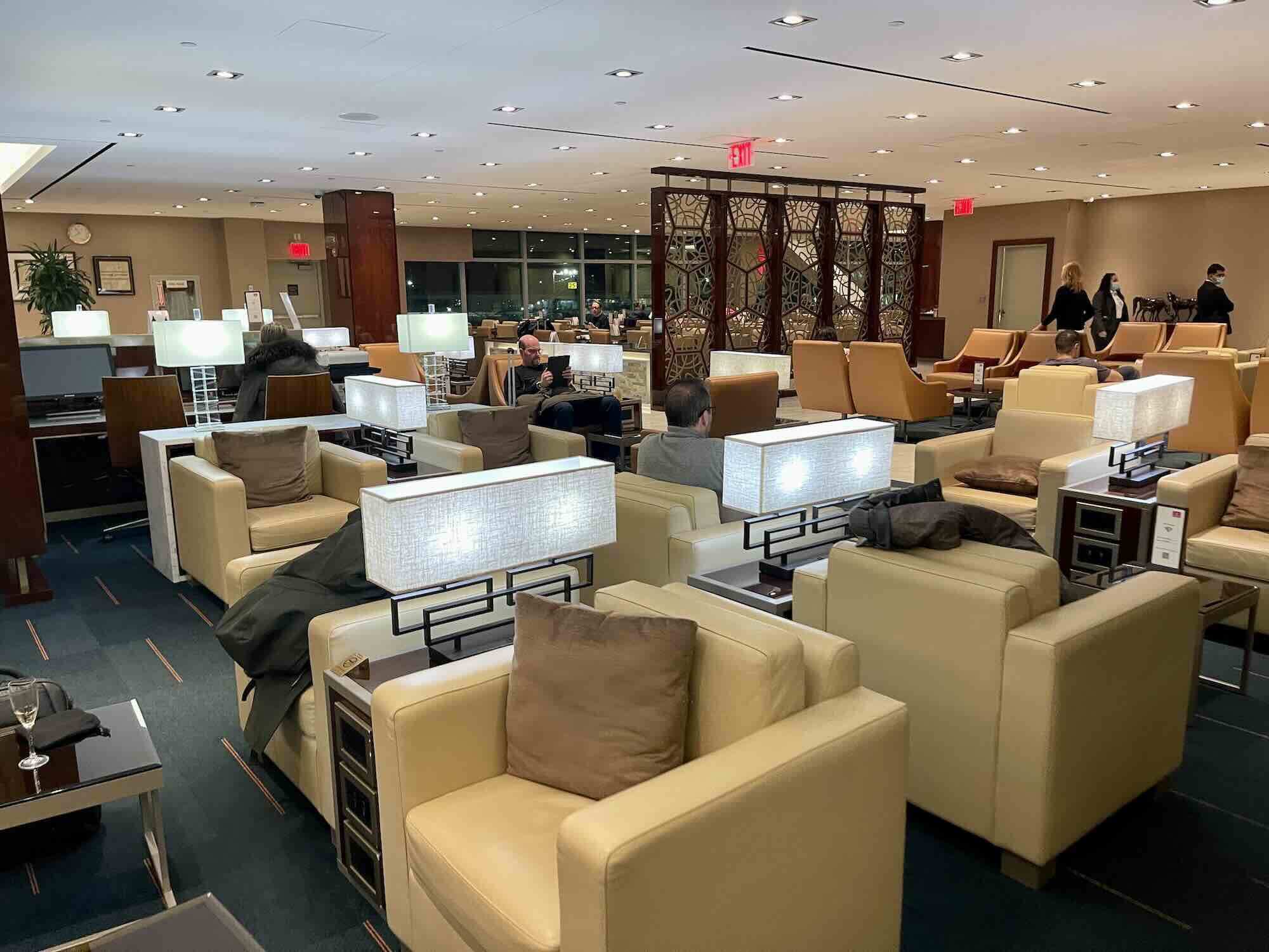 Recensione lounge Emirates all’aeroporto di New York JFK